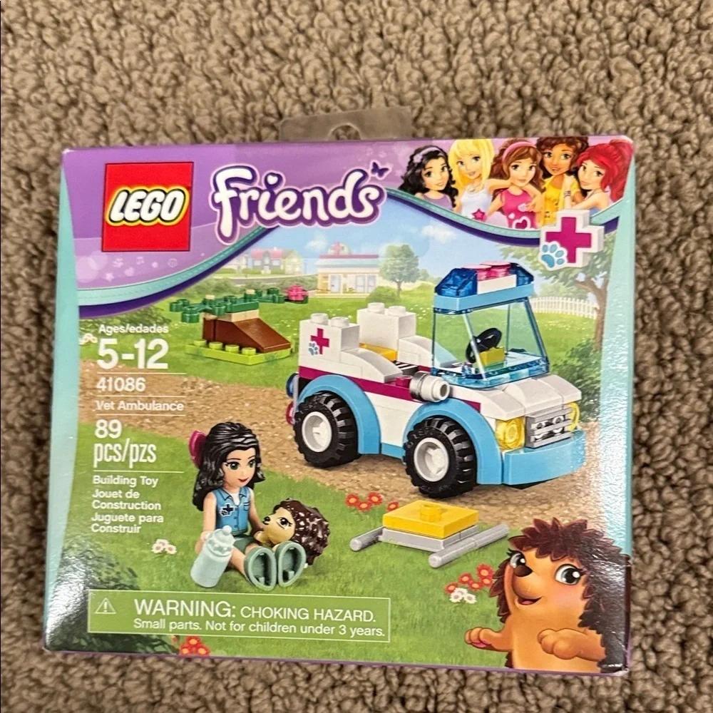 Lego Friends vet ambulance #41086 set 89 pieces new in sealed box
